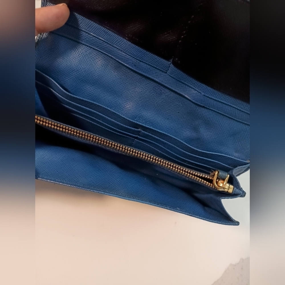 Prada Saffiano Bow Continental Wallet Black - Picture 13 of 16